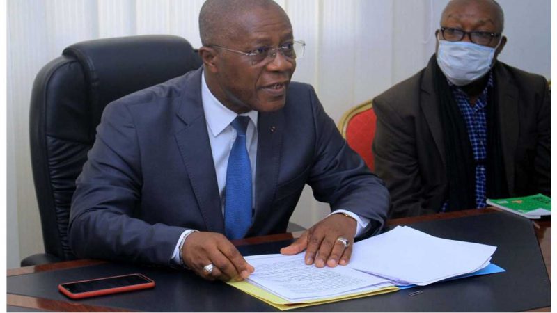 ONAC-CI – Le nouveau directeur général Pierre DOUHOU.