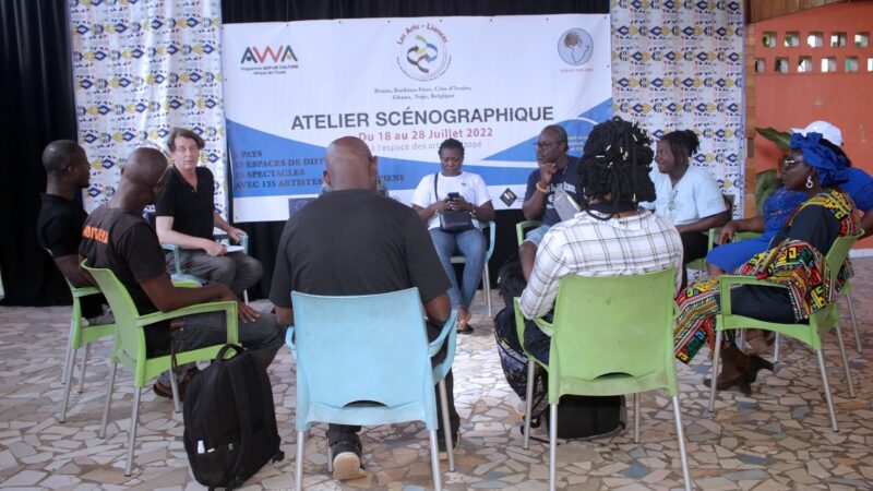 Côte d’Ivoire : Adzopé, dix(10) professionnels de la sous-région ouest africaine prennent part à un atelier de scénographie.