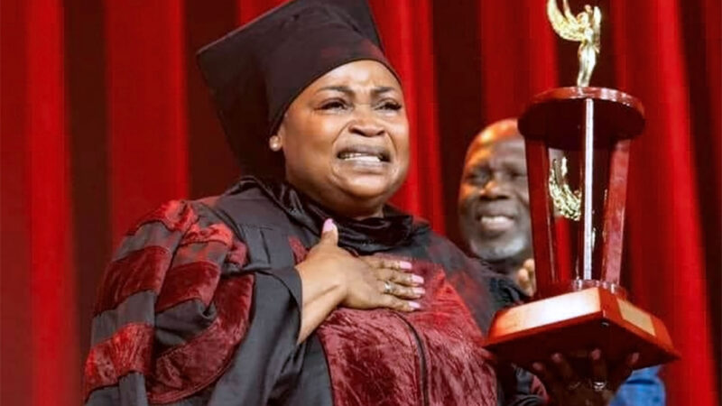 Bonjour Paris 2023 : la célèbre comédienne ivoirienne Adrienne Koutouan honorée