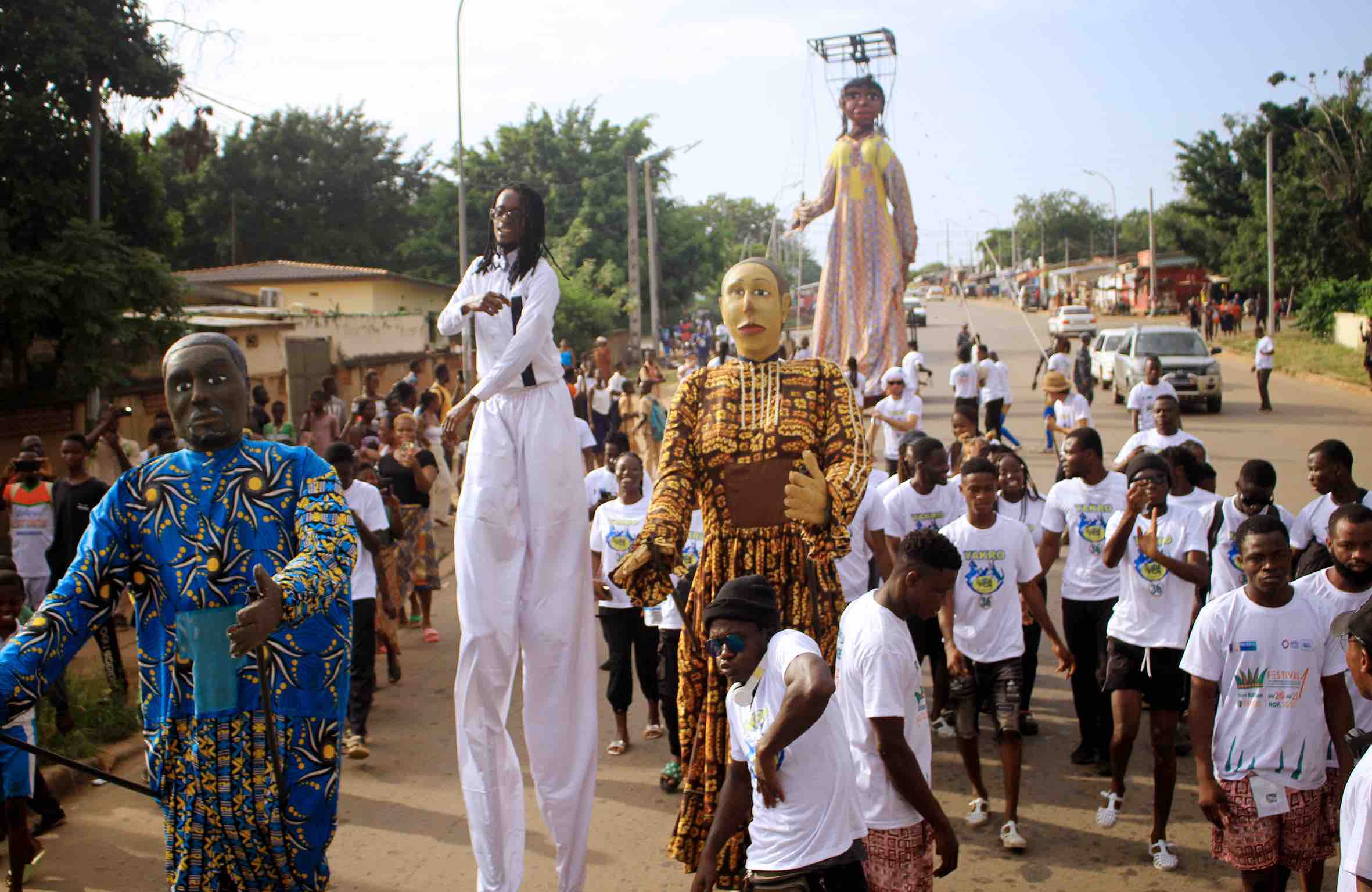 Festival des arts de la rue et du spectacle à Yamoussoukro : une première édition qui pose déjà les jalons d’une pérennité 